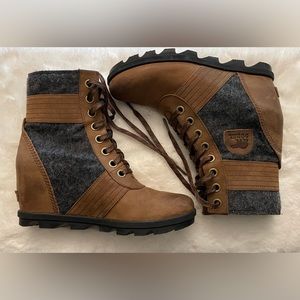 Sorel Joan Of Arctic Wedge Leather Boots